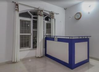 White House RESIDENCY - Lucknow - 1