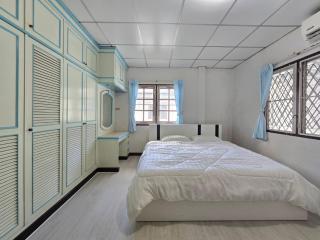 Mango Tree House - 1
