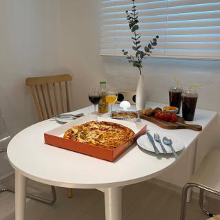 3 minutes walk from Hongdae Station 2 rooms 1 dining room up to 5 people comfortable bed! - Seul - 3