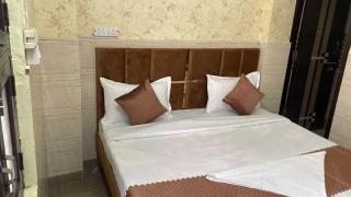 Vista Inn Hotel - Noida - 7