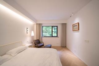 Book and Bed - SML Center - Shanghai - 3