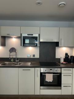 1-Bed Apt Sleeps 4 Near Attractions & Transport - Londen - 1