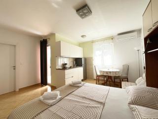 Apartments Vila Miranda - Vodice - 3
