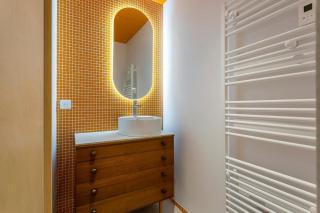 Maison Lyon Ecully piscine climatisation de 250 M2 - 6