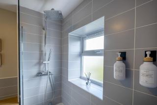 Ruskin Apartment - Free Parking - 1 Bedroom - Sleeps 3 - Midsomer Norton - 1