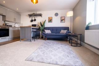 Ruskin Apartment - Free Parking - 1 Bedroom - Sleeps 3 - Midsomer Norton - 0