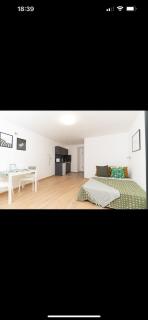 Klauzal stret new studio - Budapest - 7