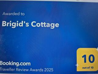 Brigid's Cottage - - 8