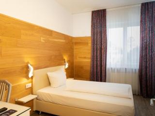 DONAUHOTEL Ingolstadt - Ingolstadt - 9