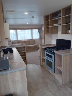 Dog Friendly Caravan For Hire At Seawick Holiday Park In Essex Ref 27032Sw - Clacton-on-Sea - 7
