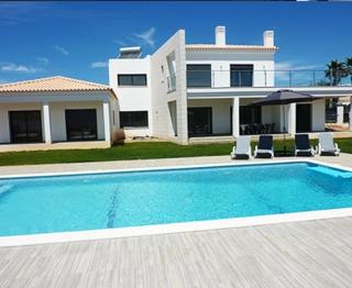Luxurious contemporary 4 bedroom villa with pool - Lagoa - 1