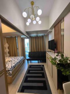 NuHomes Staycation Escape at Uptown Parksuites Tower 2 - Manila - 7