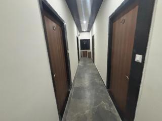 Hotel Tushar Palace-900 Meter Khatu Shyam Ji Temple - Khātu - 1