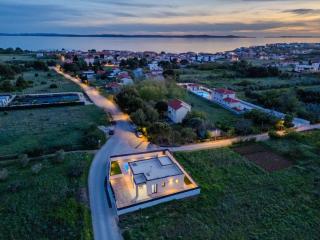 NEW! Holiday Home Nina with pool - TA Leut Agency - Privlaka - 3