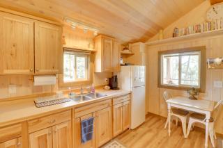 Lake Access, Deck Rustic Retreat in Kalispell! - Kalispell - 5