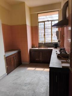 3 BHK Spacious, Luxurious Flat - Jāmb - 3