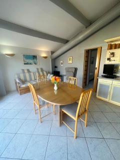 Le Zenith - LʼIsle-sur-la-Sorgue - 8