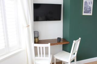 Private Toilet, 15 min to Central London - Londra - 8
