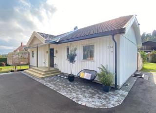 Flott stort hus i Stavern, sjøutsikt og basseng - Larvik - 9