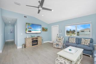Upper Deck by Sun Palace - Fort Myers Beach - 4