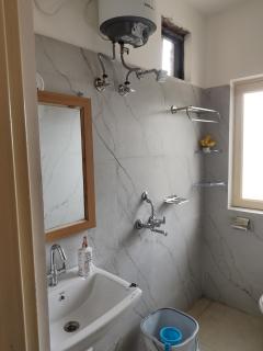 Sanchi's Homestay 2BHK - Bhowāli - 4
