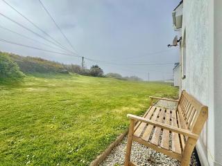 NUMBER SEVEN ISALLT LODGES - Trearddur - 2