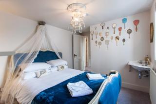 Tide & Teacups - Brighton & Hove - 8