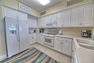 Roomy Condo with Pool and Beach Access - Unit 0502 - Panama City Beach - 5