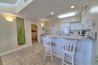 Roomy Condo with Pool and Beach Access - Unit 0502 - Panama City Beach - 1