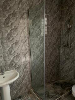 SRTV Apartments - Iseri-Oke - 5