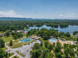Hiawatha West Lake Tansi - Crossville - 2
