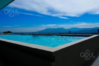 Infinity Pool Apartment - 5