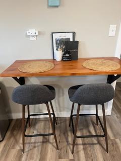 Clare Avenue Guest Suites, Suite 102 - Clare - 8