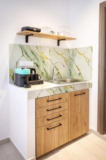 Beautiful Alice Luxury Suites - Alyki - 5