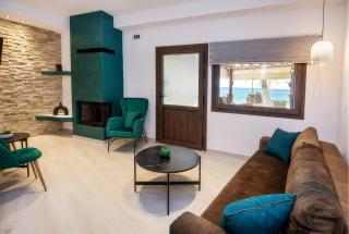 Beautiful Alice Luxury Suites - Alyki - 7