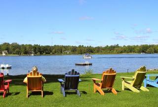 Lakeside Cottage for 8 with Boat Firepit and BBQ - Lakefield - 5