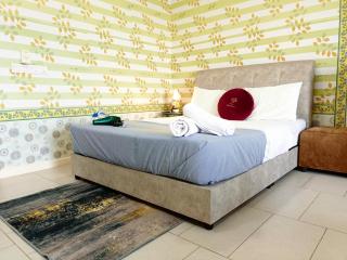 F1-10-03 Sweet HomeTamarindSuitesWifiNetflix-Freeparking - 9