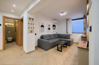 Panos City Apartment - Near Acropolis Museum, Private parking for 2 motorcycles - Atene - 6
