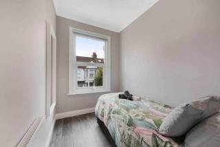 North Kensington Westfield 3 bedroom New DeluxAprt - Londra - 4