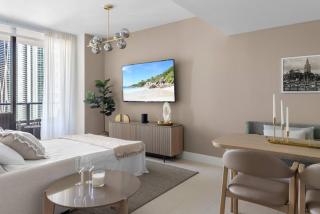 3209 Apt in Heart of Downtown with Pool a Gym and Spa - Miami - 3