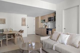 3209 Apt in Heart of Downtown with Pool a Gym and Spa - 2