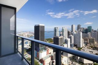 4305 High Floor Apt with City and Marina Views - Miami - 0