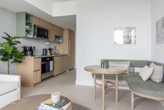 3808 Apt Next to Kaseya Center with Pool a Spa and Gym - 4