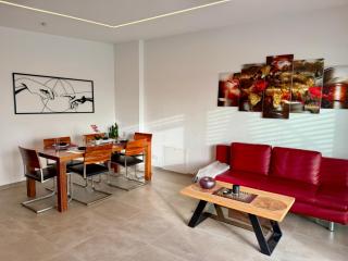 McHome Neues und sonniges Doppelhaus, Top 1 mit grosse Terrasse und E-Ladestation in Dobl bei Graz - 2