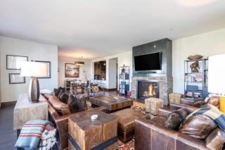 Cassidys Hideout by Exceptional Stays - 8