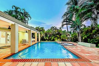 Miami Dream Home/ Pool/Jacuzzi/ Fire Pit - 0