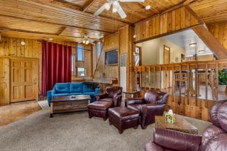Rustic Mountain Chalet with Private Studio Minutes from Snowbowl - 4