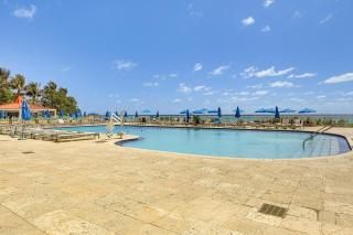 Sunny Isles Beach Ocean View Studio with Balcony - Sunny Isles Beach - 3