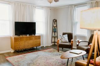 Spacious Home Near Lake MI w Fire Pit - Sheboygan - 6