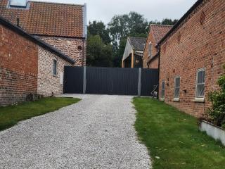 Barn on the Wolds, Yorkshire - 6